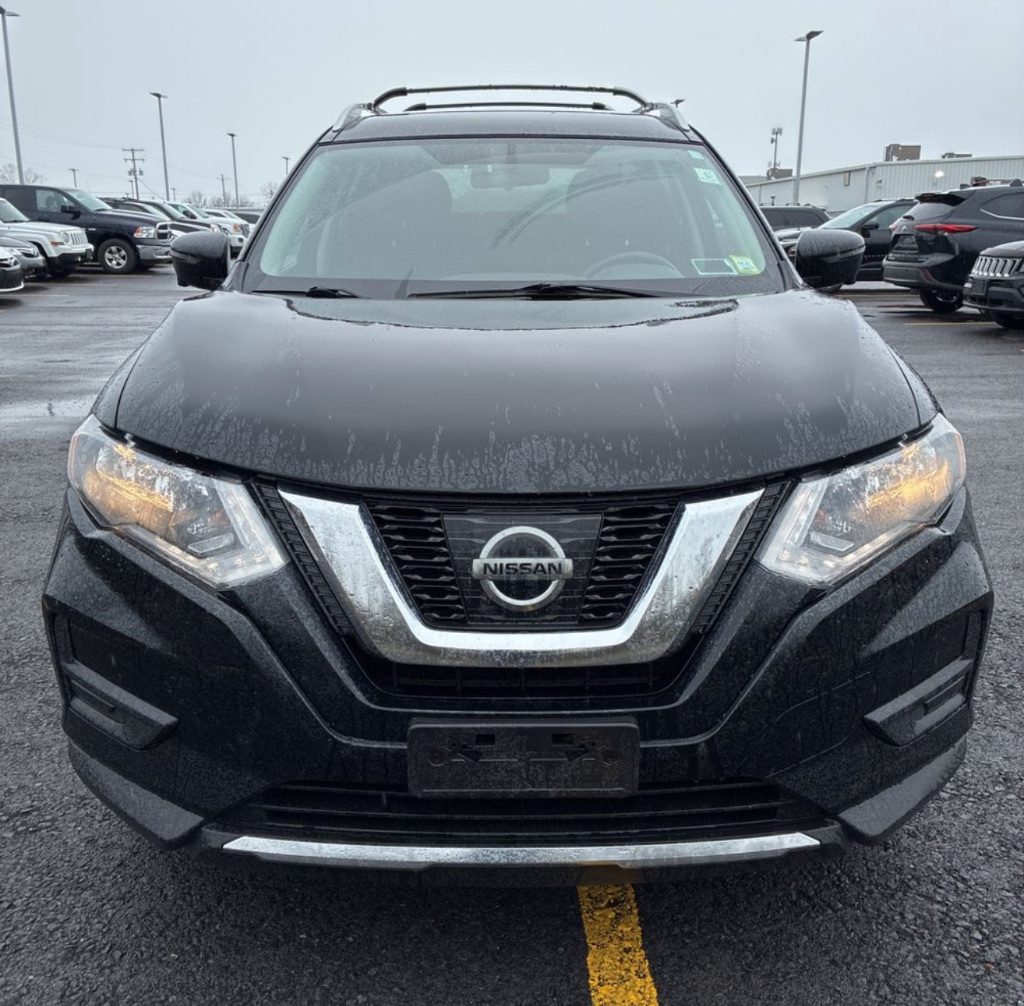 2017 Nissan Rogue SV AWD's photo